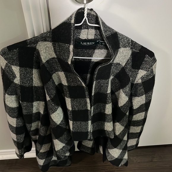 Wool coat - Picture 3 of 7